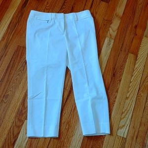White House Black Market Perfect Form Crop Pants size 8 like new!